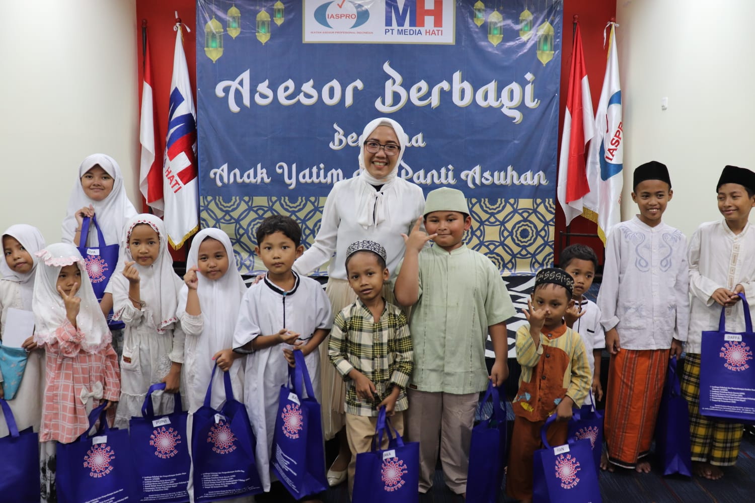 IASPRO DPW JATIM Berbagi Bersama Anak Yatim & Panti Asuhan