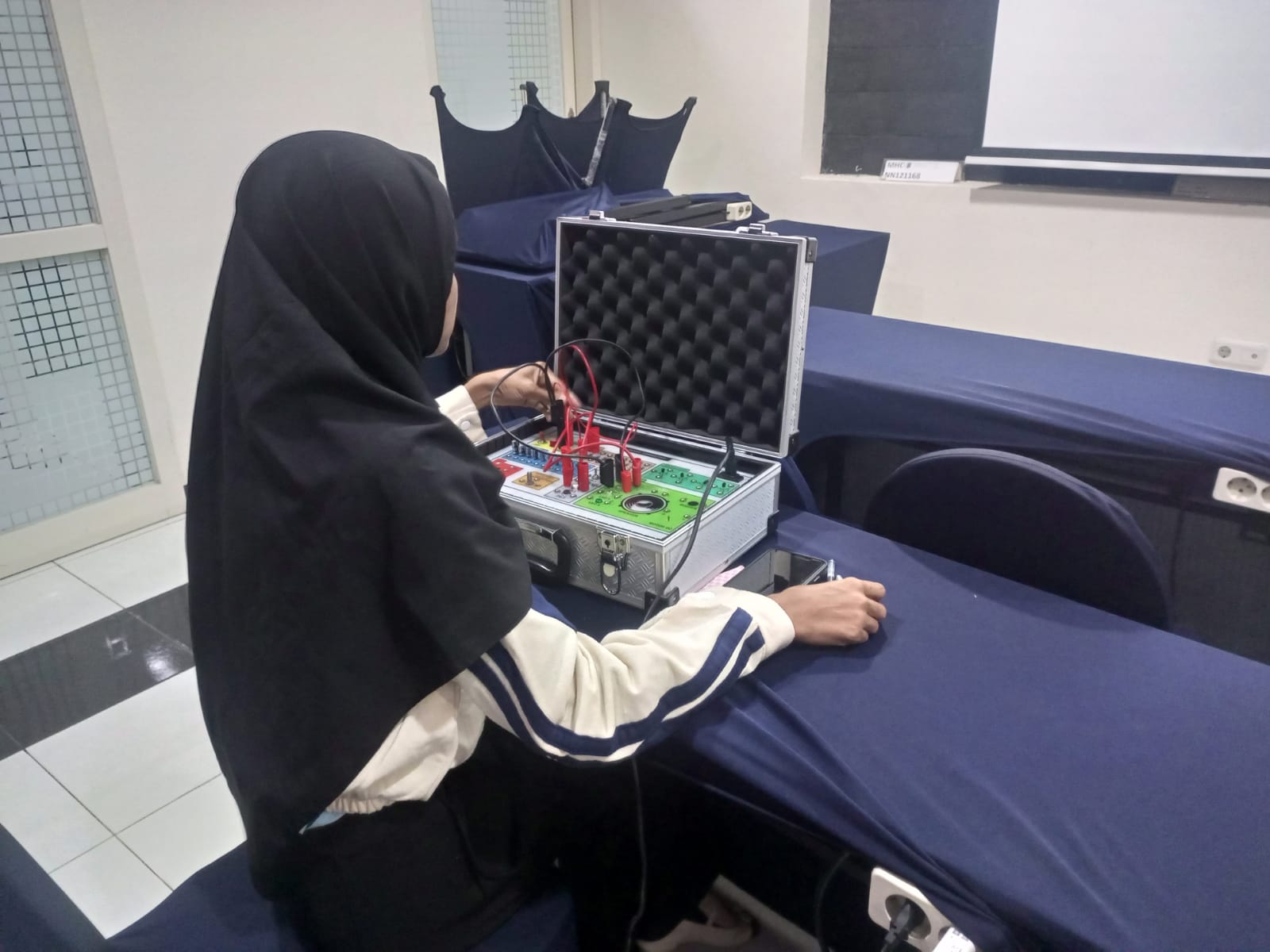 Pelatihan Elektronika