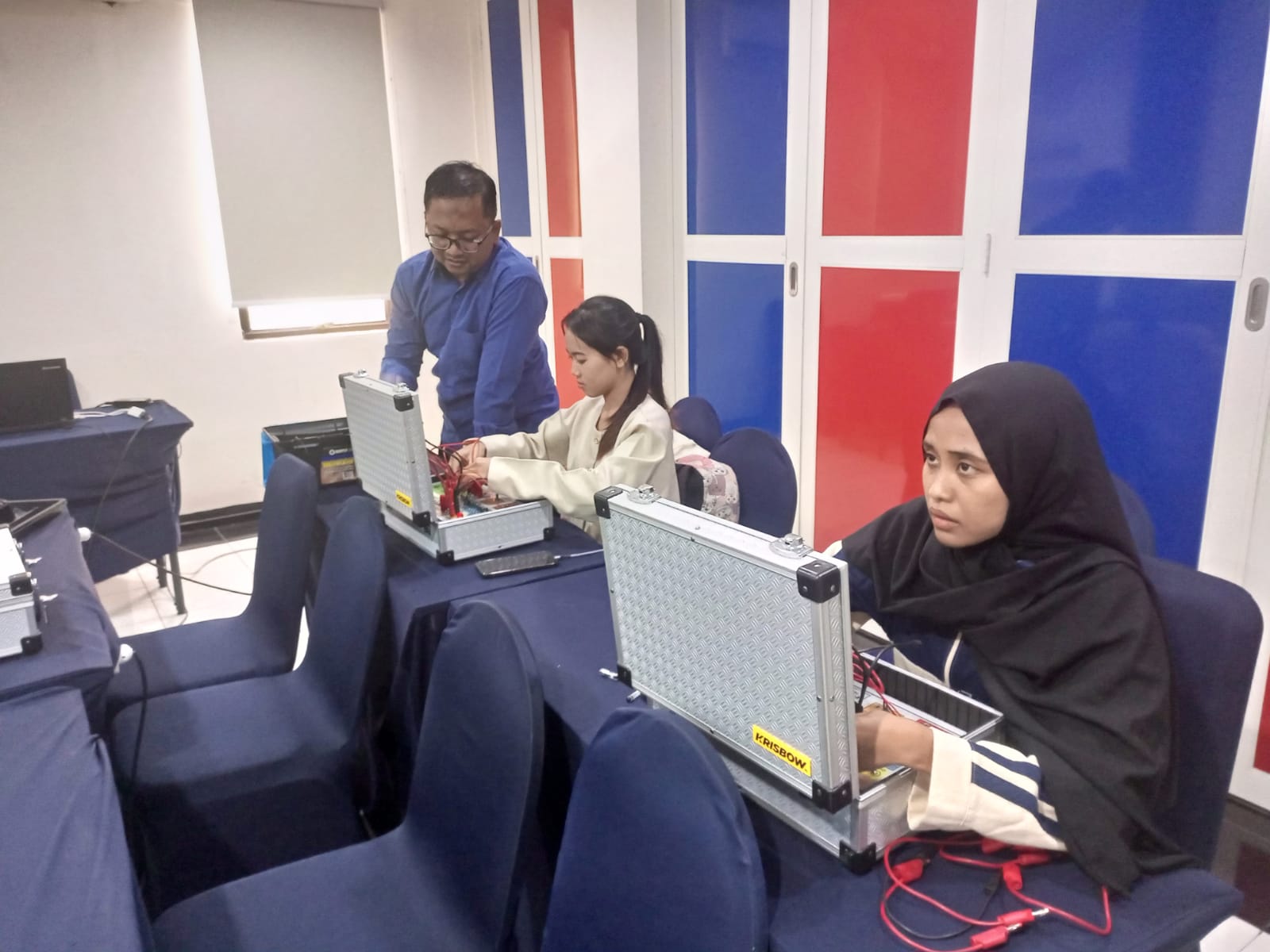 Pelatihan Elektronika